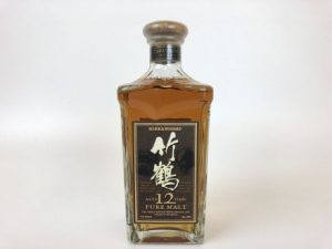 京都府八幡市のお客様から竹鶴１２年ピュアモルト角瓶を買取させて頂きました。