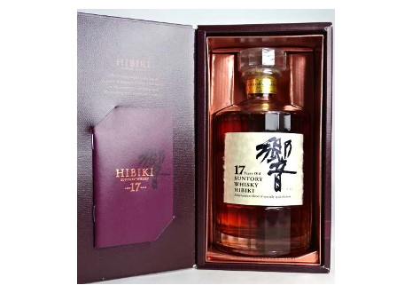 香川県三豊市のお客様から響17年2本を宅配買取させて頂きました。