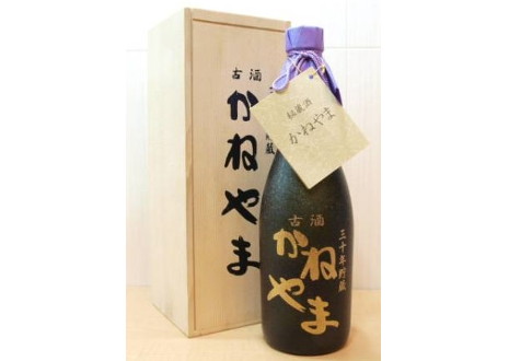 琉球泡盛 限定秘蔵酒 かねやま ３０年貯蔵 古酒